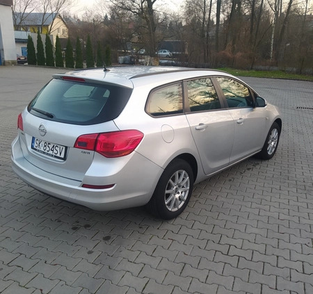 Opel Astra cena 15999 przebieg: 340000, rok produkcji 2011 z Lewin Brzeski małe 46